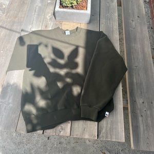 mens L vintage Russell olive green crewe neck